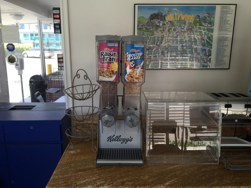 Travelodge By Wyndham Hollywood-vermont/sunset 2* Los Ángeles